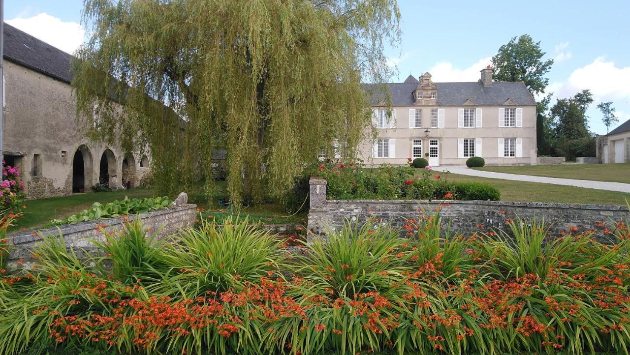 Bed and Breakfast Manoir De Conjon Crouay Exterior foto