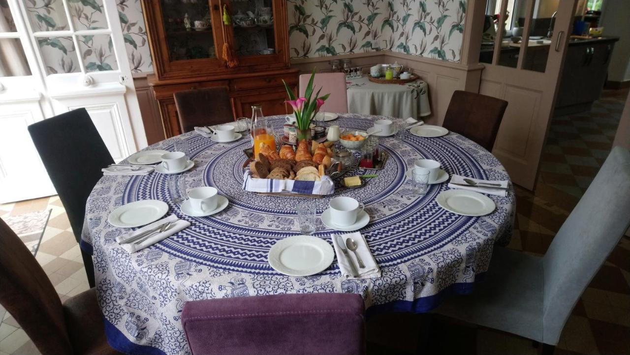 Bed and Breakfast Manoir De Conjon Crouay Exterior foto
